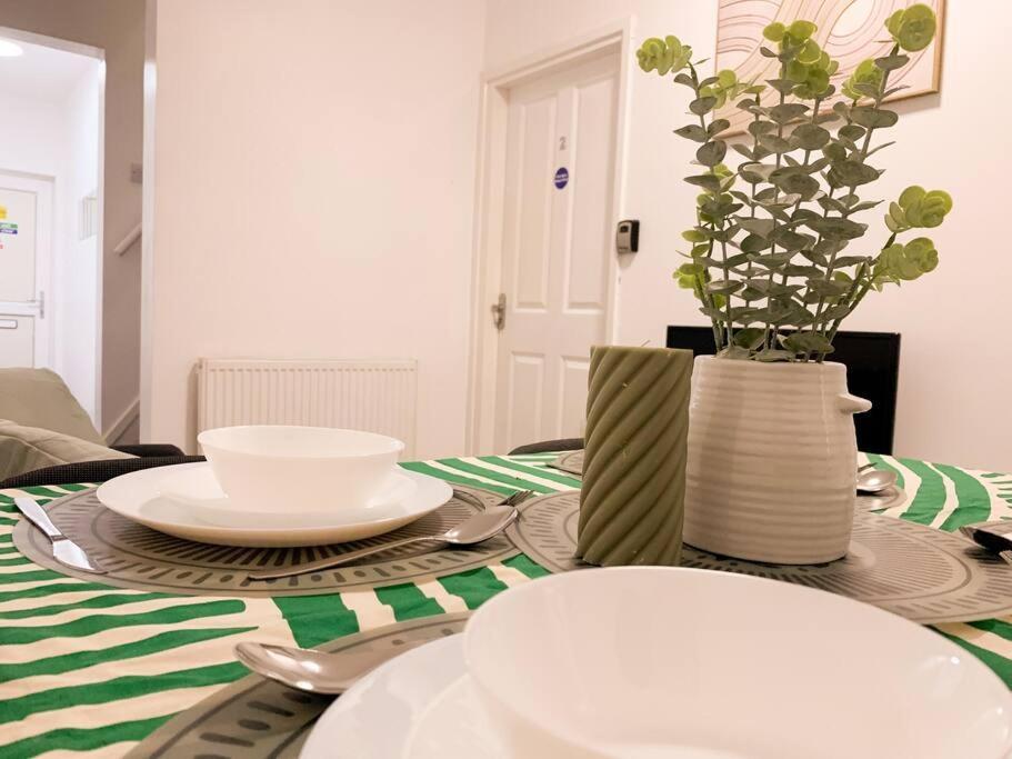 3 - Quaint Double In A Shared House Sheffield